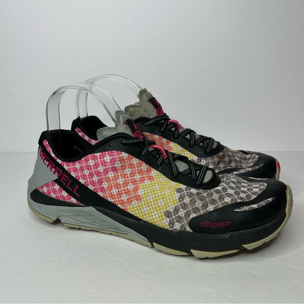 Merrell Pink and Yellow Athletic Shoes with Geometric Pattern 9